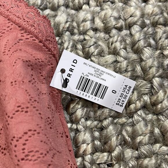 NWT- Torrid - 0/L - Picture 6 of 6